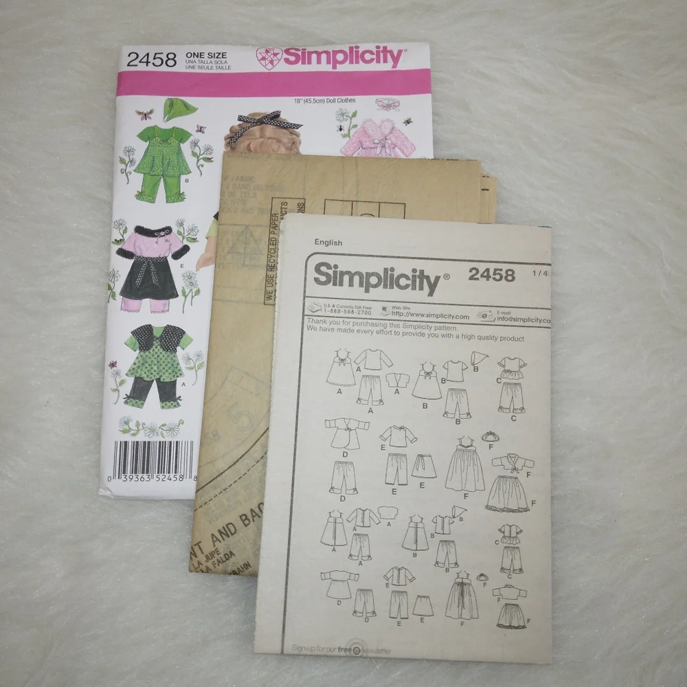 SIMPLICITY 2458 Outfits designed by Teri for American Girl Doll & 18